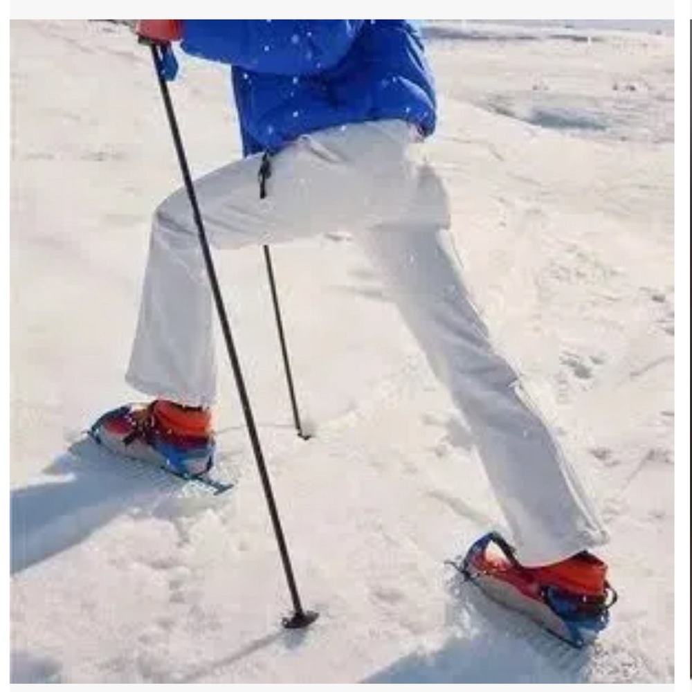FP Movement Valencia Ski Flares. NWOT